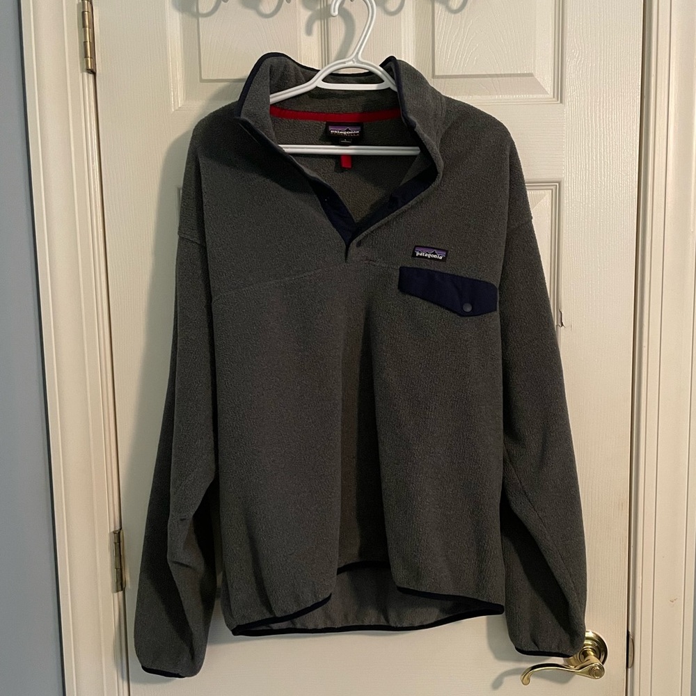 Patagonia Gray and Navy Synchilla Sweatshirt